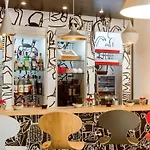 Ibis Paris Porte De Centre 3* Clichy