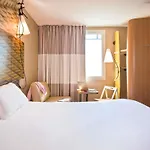 Ibis Paris Porte De Centre Clichy