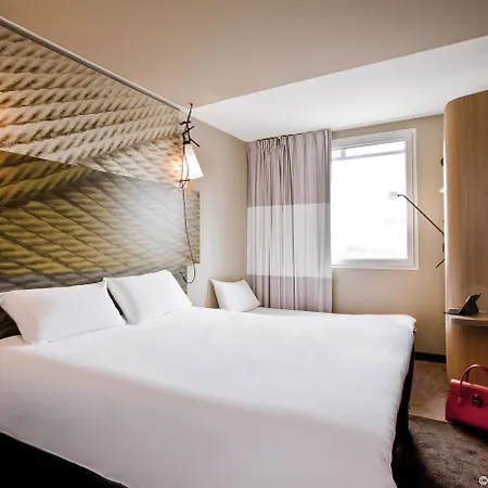 Hotel Ibis Paris Porte De Centre