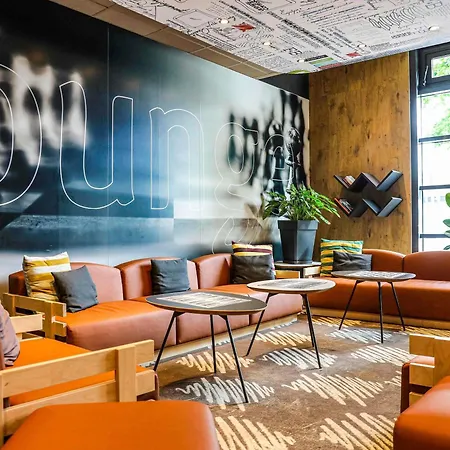 Hotel Ibis Paris Porte De Centre Clichy