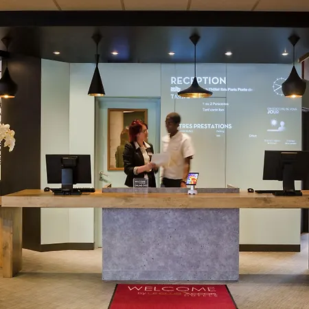 Ibis Paris Porte De Centre Clichy