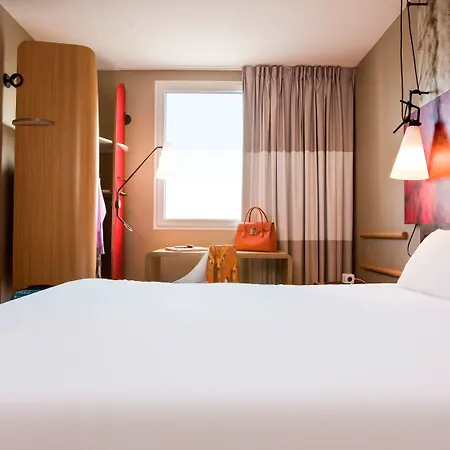 Ibis Paris Porte De Centre