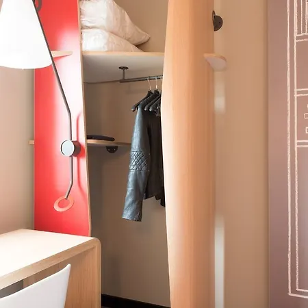 Ibis Paris Porte De Centre Clichy