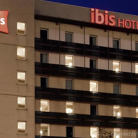 Ibis Paris Porte De Centre Hotel