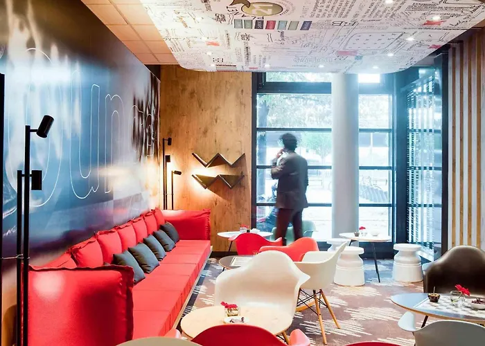 Ibis Paris Porte De Centre Hotel 3*